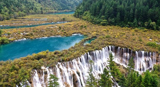 九寨沟景区灾后恢复重建推进和试运行情况 现将对散客旅游开放