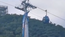 浙江景区滑翔伞与缆车相撞 两名伤者目前伤情稳定