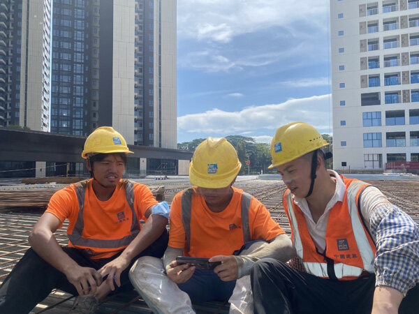 中建一局坪山区江边学校项目开展系列 党的二十大精神学习活动
