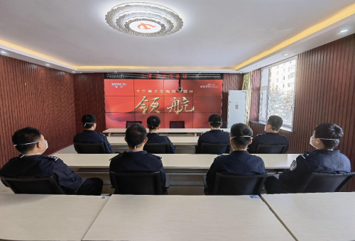 延边边境管理支队二道边境检查站组织观看大型电视专题片《领航》
