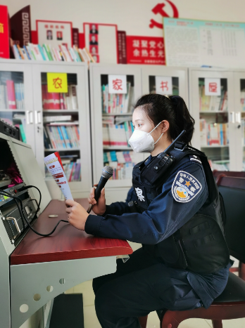 延边边境管理支队东方红边境检查站扎实开展国家安全日法律法规宣传活动