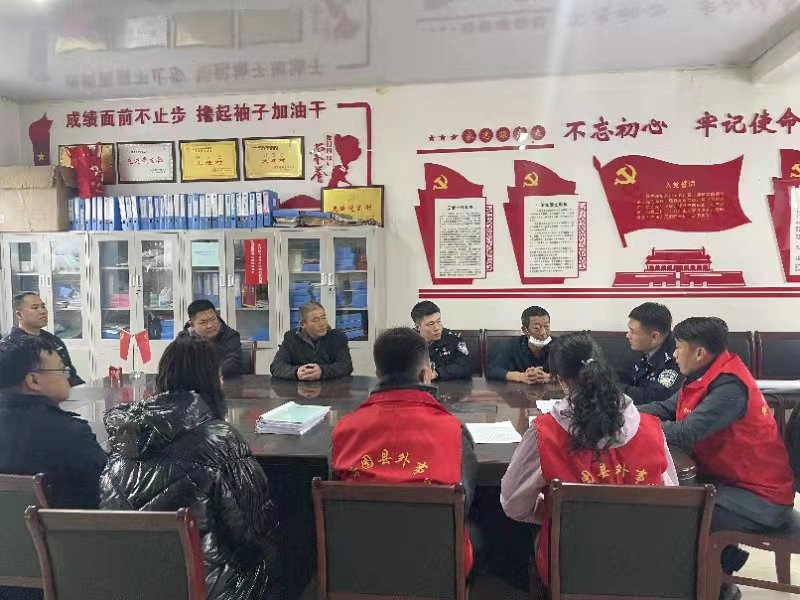 延边边境管理支队东方红边境检查站扎实开展主题教育工作