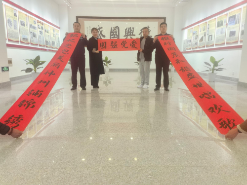 延边边境管理支队二道边境检查站开展“携手同行迎新春 支部共建聚合力”主题党日活动